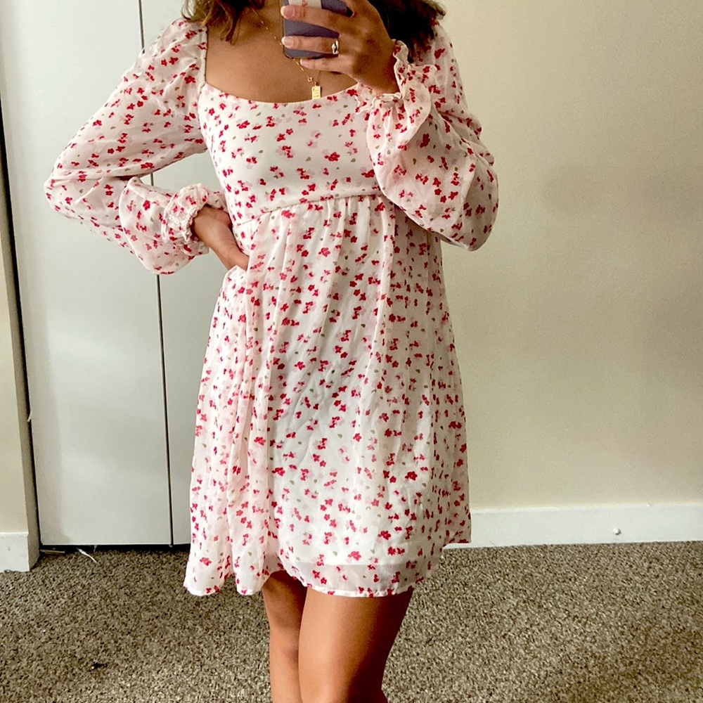 White floral summer dress, square neck